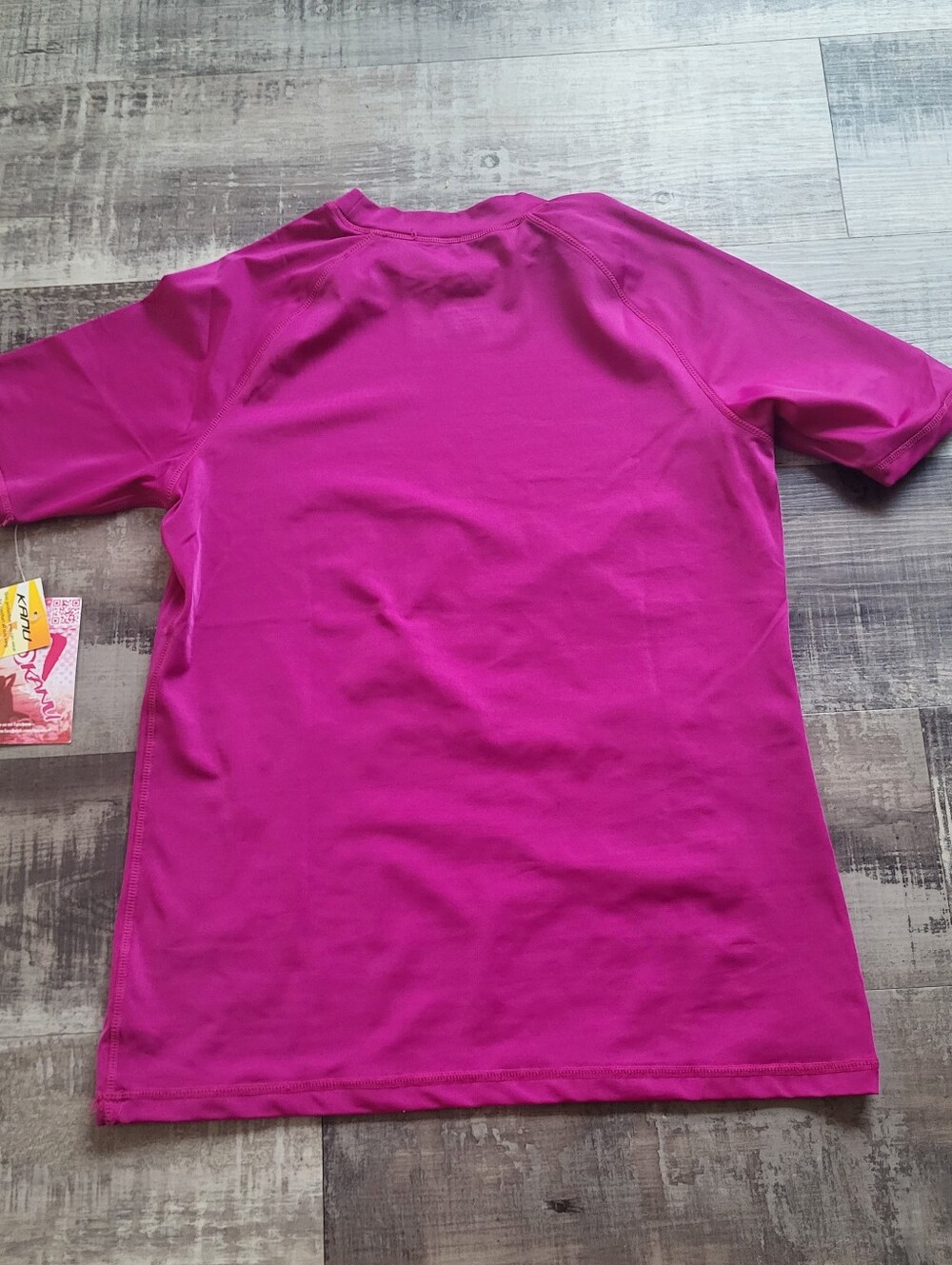 Kanu Surf Women’s Short Sleeve Rashguard Top UPF 50+ Size Medium NWT - Picture 5 of 6
